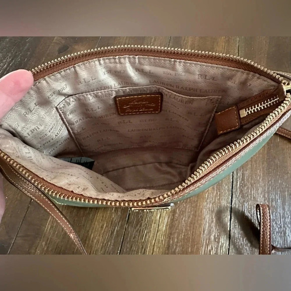 Lauren Ralph Lauren cross body bag - Picture 6 of 12